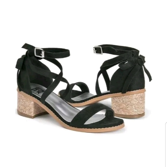 Muk Luks Black Strappy Sandals 36 6 - Picture 2 of 8